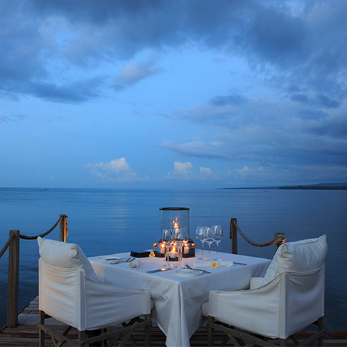 Romantic Dining at a Luxury Resort on Lombok Island
